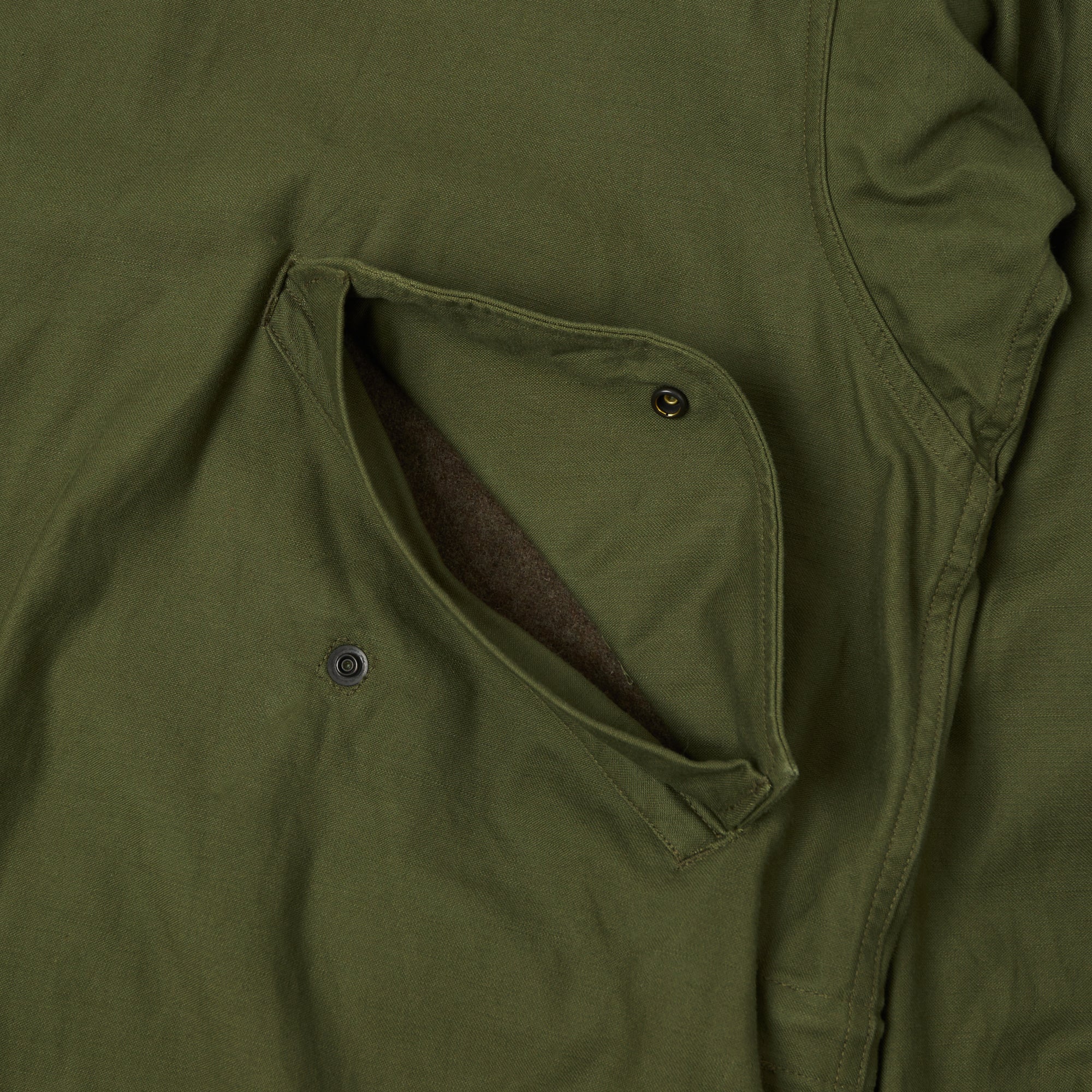 Buzz Rickson's U.S. Army M-51 Fishtail Parka - Olive Drab - Image 6