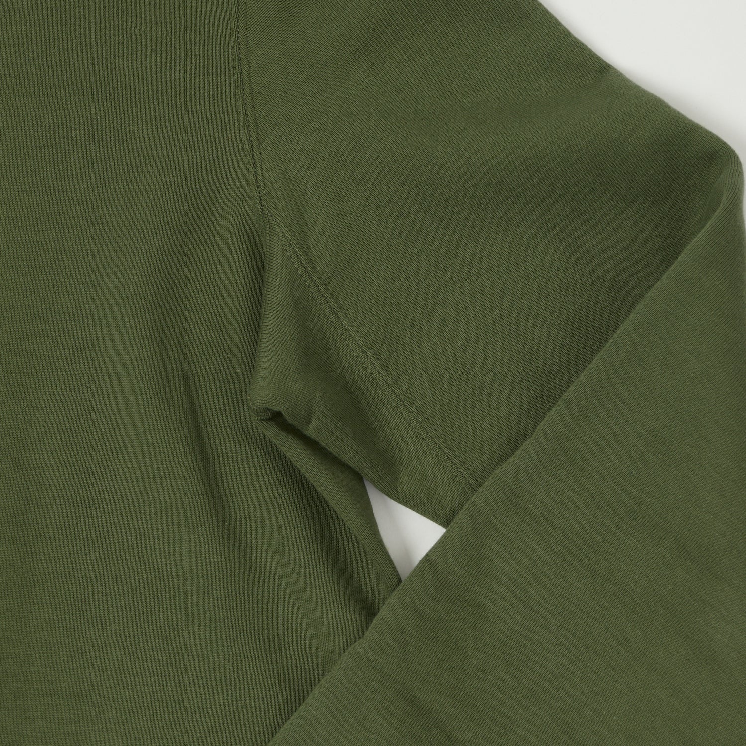 Merz b. Schwanen 346 Classic Sweatshirt - Army Green - Image 4