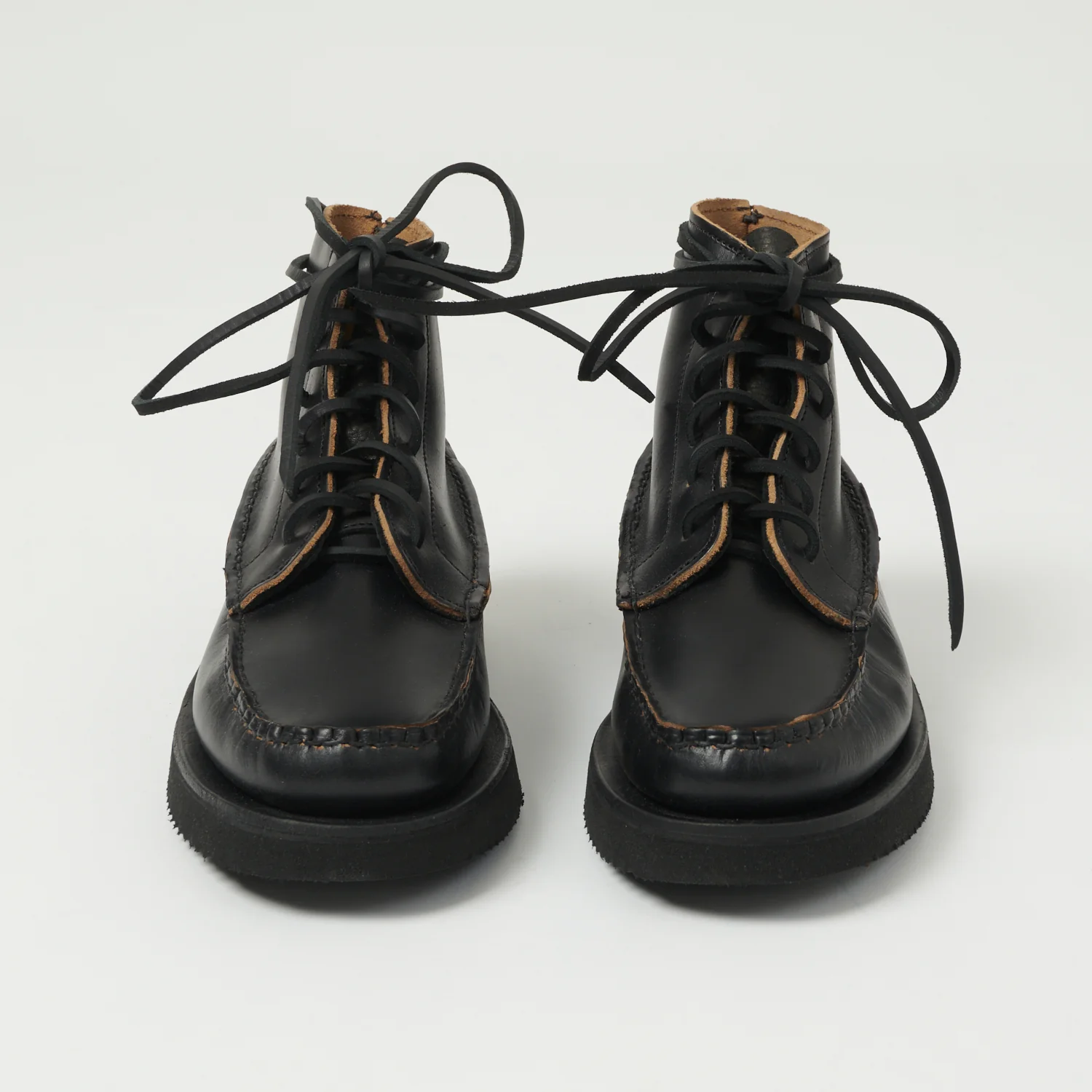 Yuketen All Handsewn Maine Guide 6 Eye Boot - G Black - Image 3
